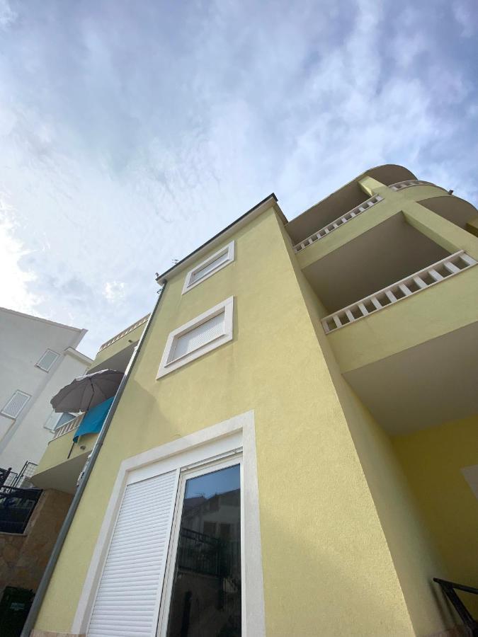 Villa Wiki Trogir Exterior foto