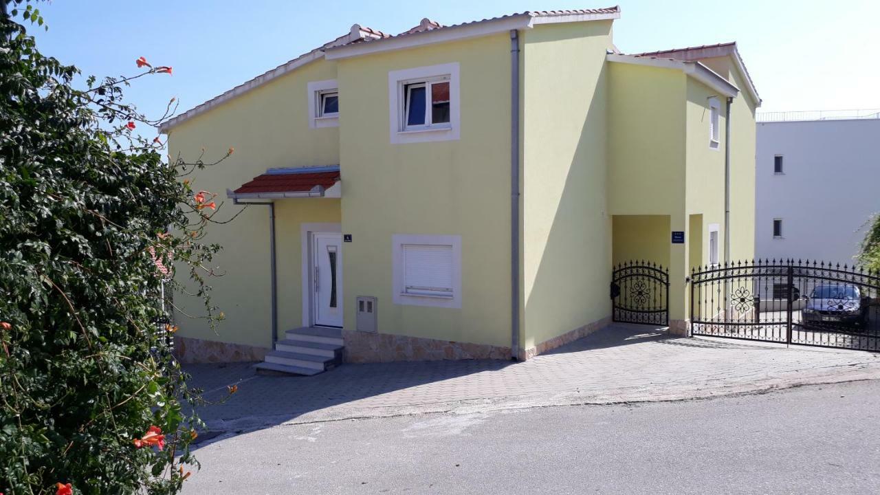 Villa Wiki Trogir Exterior foto